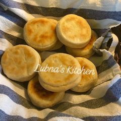 A picture of Homemade English Muffins.