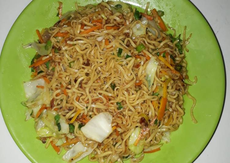 Cara Gampang Menyiapkan Mie Goreng Sayuran Anti Gagal