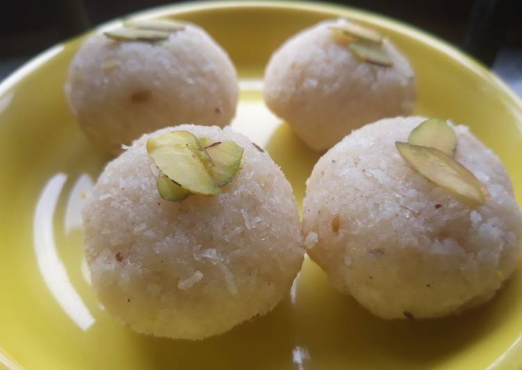 Coconut Ladoo