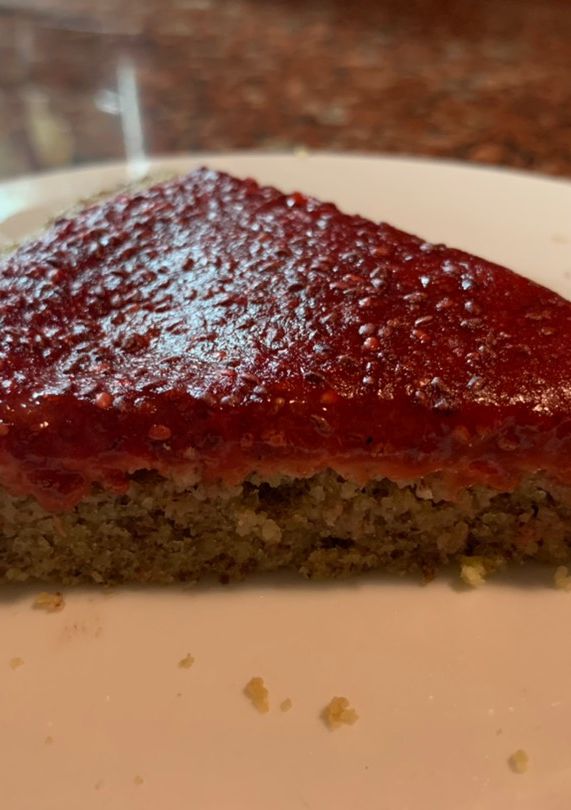 Una foto de TARTA de CIRUELAS y Chía (sin gluten)