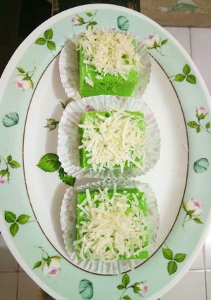 Foto resep Bolu kukus nutrijel pandan keju ala keto/debm