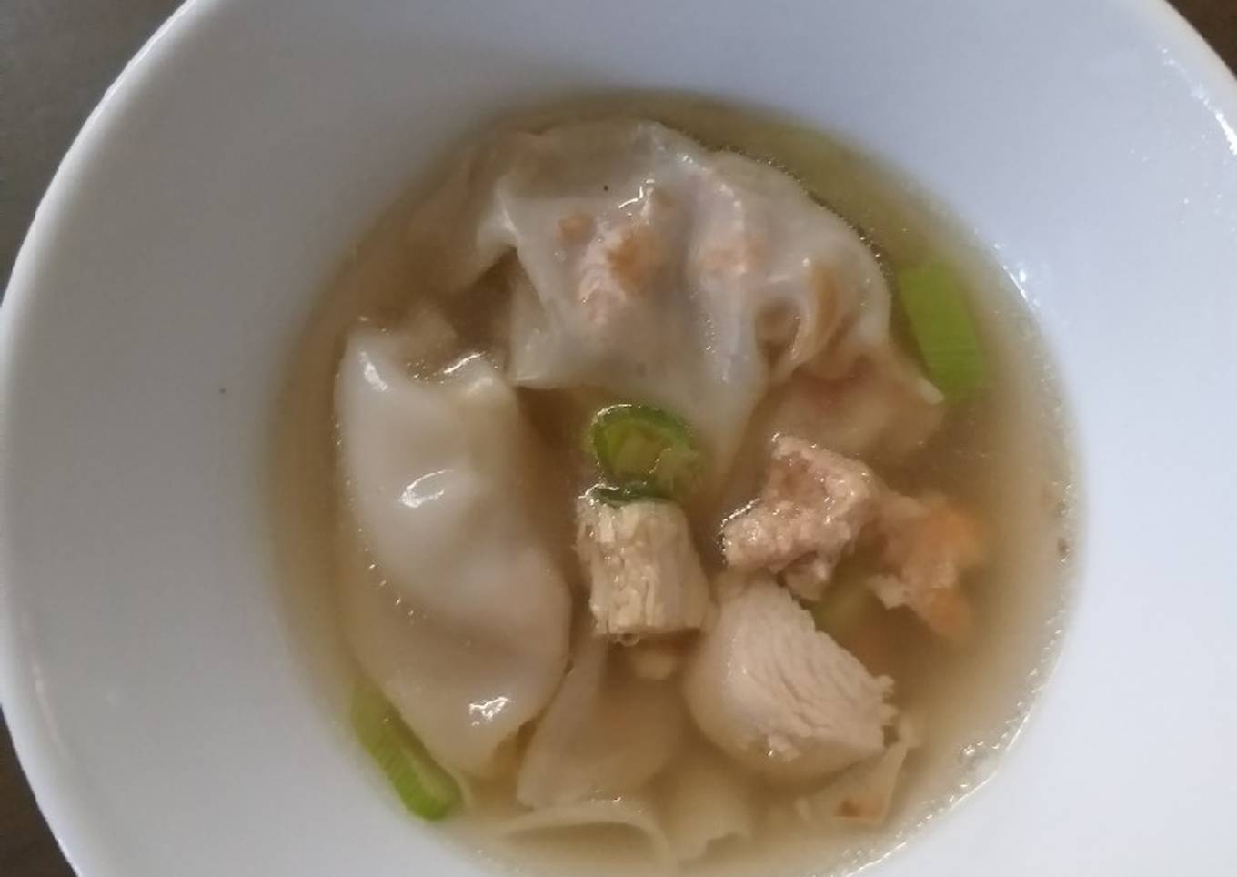 76. Pangsit Rebus