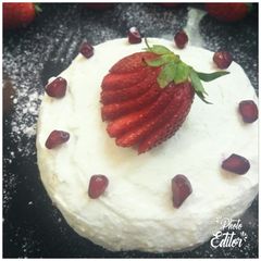 A picture of Cream cheese cake.