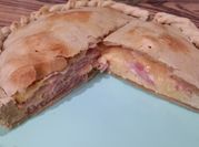 Una foto de tarta de paleta y queso