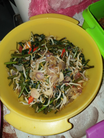 Resep Tumis Kangkung Toge, Lezat