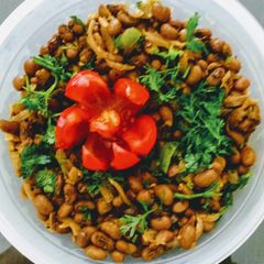 A picture of Soyabean seeds fry.