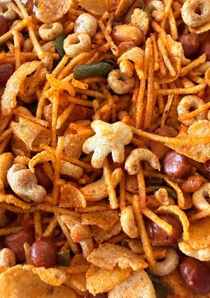 A picture of Ultimate Crunchy Cereal Chevdo | Rekha’s Kitchen Delight 🌿.