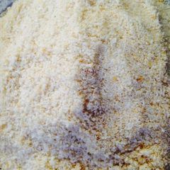 A picture of Bread crumbs.