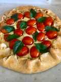 Galette με Ντοματίνια και Τυριά