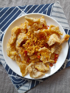Foto resep Kulit Ayam Krispi Cabe Garam