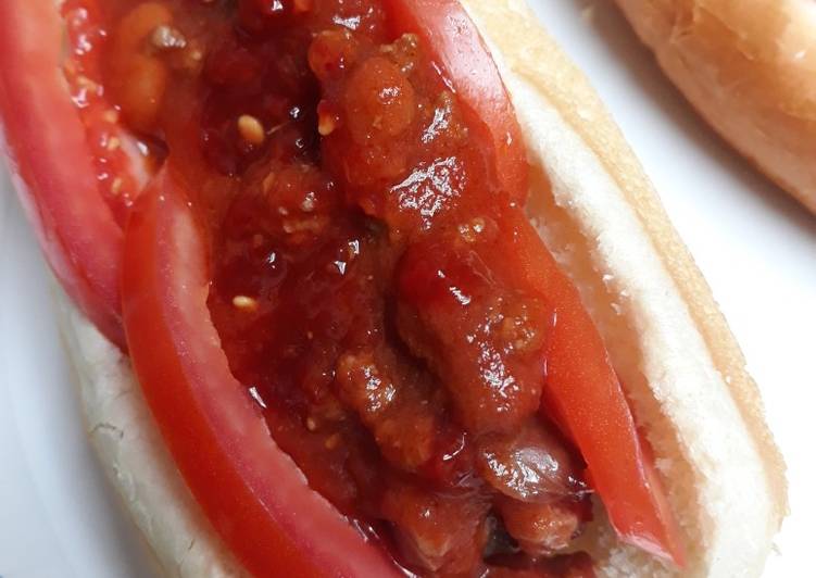Easiest Way to Prepare Ultimate Chili Tomatodogs