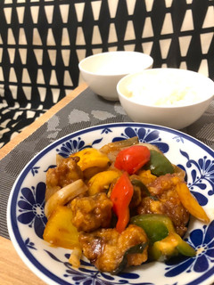 港式大排檔經典菜 - 甜酸咕嚕肉 的食譜成品照片