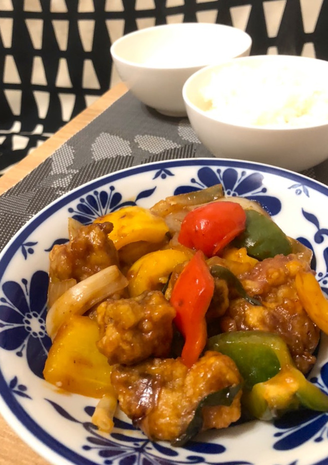 港式大排檔經典菜 - 甜酸咕嚕肉 的食譜成品照片