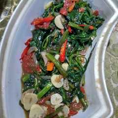 A picture of Tumis kangkung terasi saos tiram.