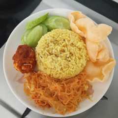 Nasi kuning mejikom bumbu marinasi-レシピのメイン写真