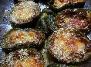 Una foto de Zapallitos de tronco rellenos