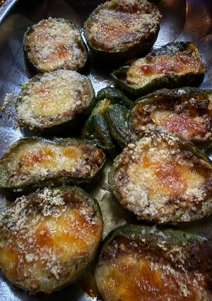 Una foto de Zapallitos de tronco rellenos