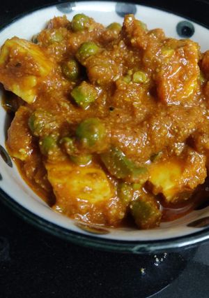 મટર પનીર (Matar Paneer Recipe In Gujarati) રેસીપી મુખ્ય ફોટો