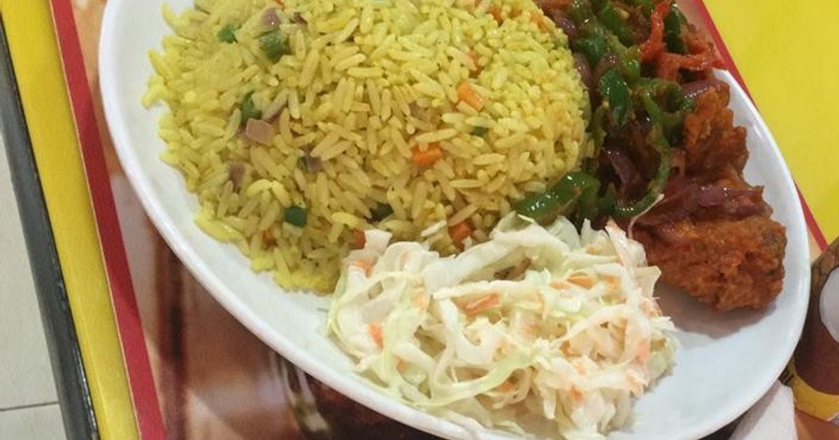 Fried Rice With Vegetables And Chicken Recipe by Fatima Bint Galadima ...