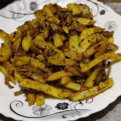 A picture of Potato peel- potato fry.