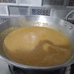 A picture of Tomato onion gravy.