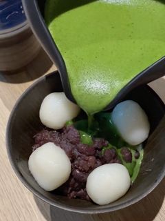 Una foto de Matcha Shiratama Zenzai