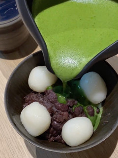 Una foto de Matcha Shiratama Zenzai