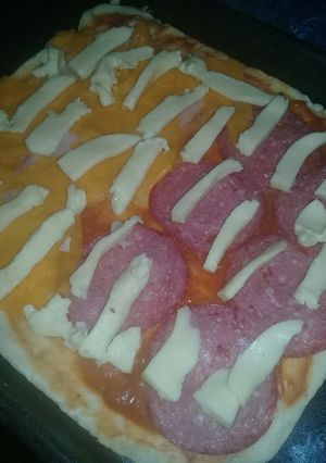 Una foto de Pizza casera 😋