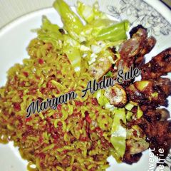 Indomie with liver and gizzards A picture of Indomie with liver and gizzards.