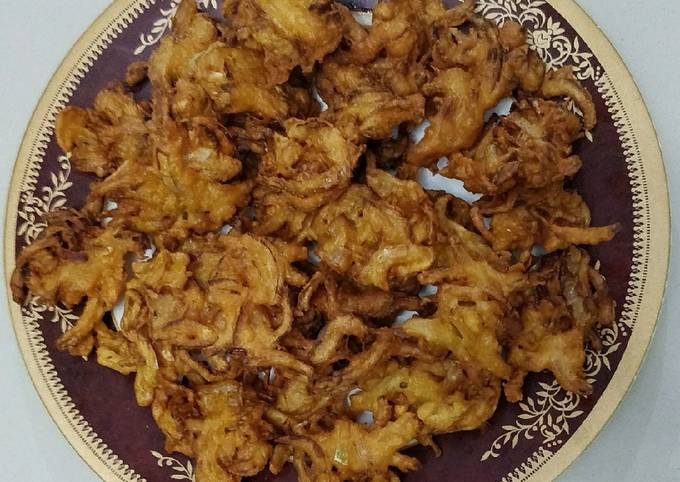 Piyaz ke Pakoray/ onions fritters