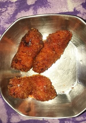 A picture of Chicken fingers.