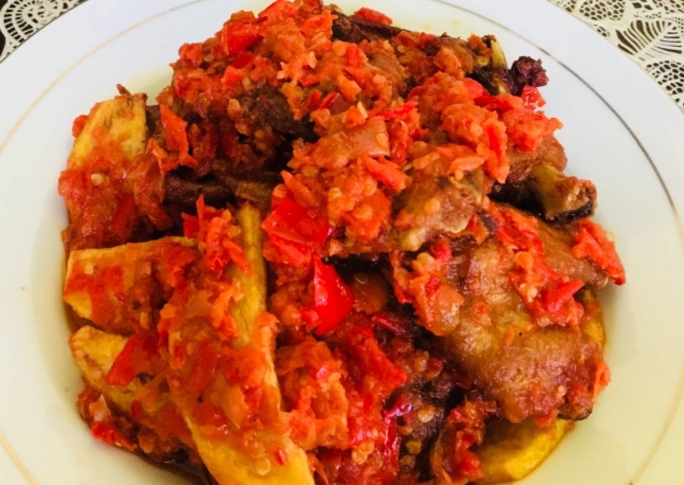 Ayam balado pedas khas Padang