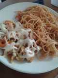 Alambre de pollo & spaghetti rojo