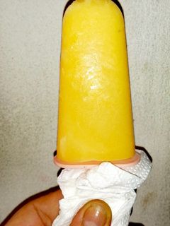 Una foto de Helado de Mango Naranja 🍦