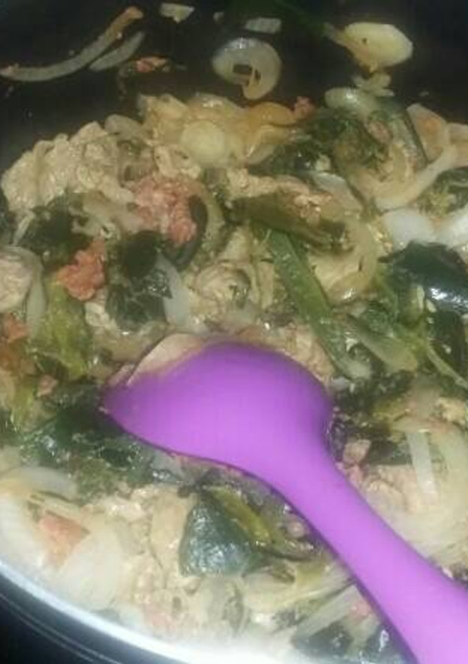Una foto de Papas con rajas y bistec