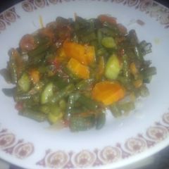 A picture of French beans stew.