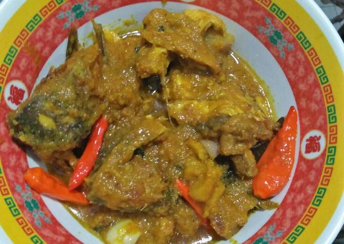 Resep Ikan Bandeng Bumbu Kuning Pedas nan Sedap yang Enak