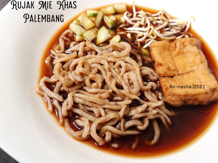 Resep 112.Rujak Mie Khas Palembang yang Menggugah Selera