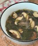 🌱 Canh Nấm Đông Cô Tươi Nấu Rong Biển