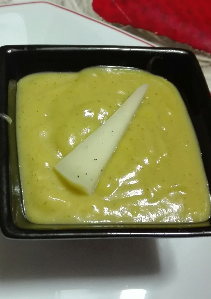 Una foto de Crema de brócoli y calabaza