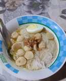 Nyonya mee sup sarawak..(by owner rainbow fellow food n bakery shop.....)