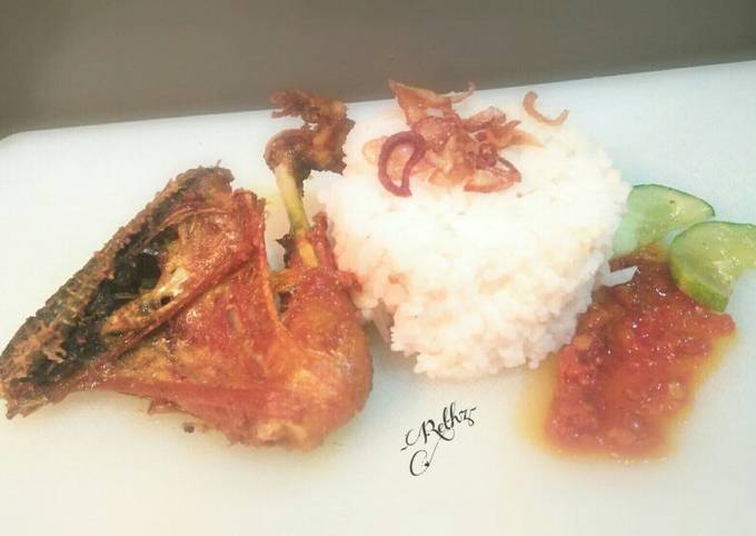 Ayam Goreng Bumbu Kuning