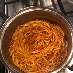 A picture of Spicy spaghetti.