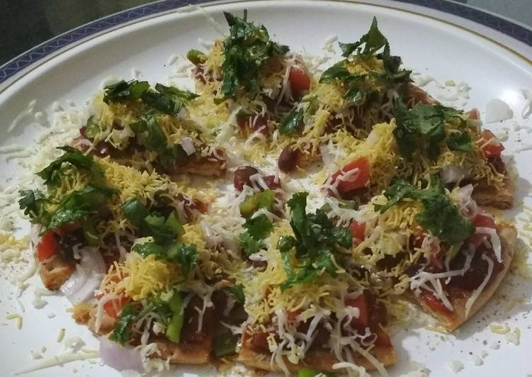 Steps to Make Homemade Chatpata Mexican Kacchi keri Pizza Chat