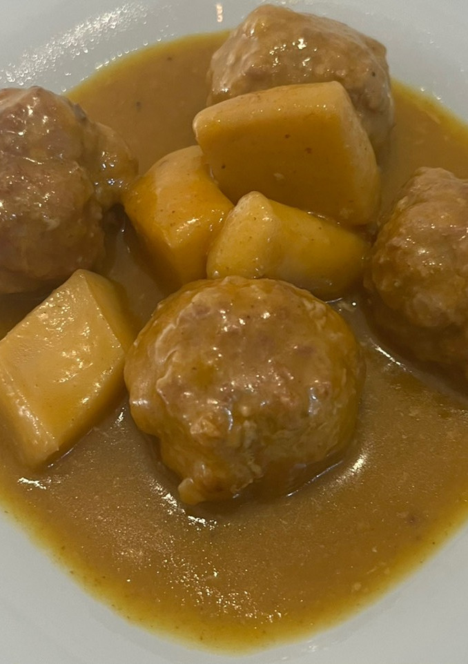 Una foto de Albóndigas con sepia