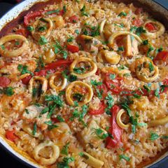 A picture of Seafood Baked Rice.