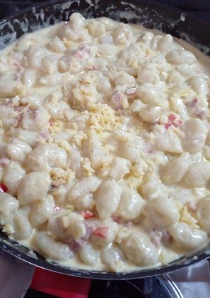 Una foto de Ñoquis de harina de avena con salsa Carusso