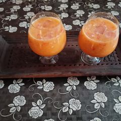 A picture of Muskmelon juice.