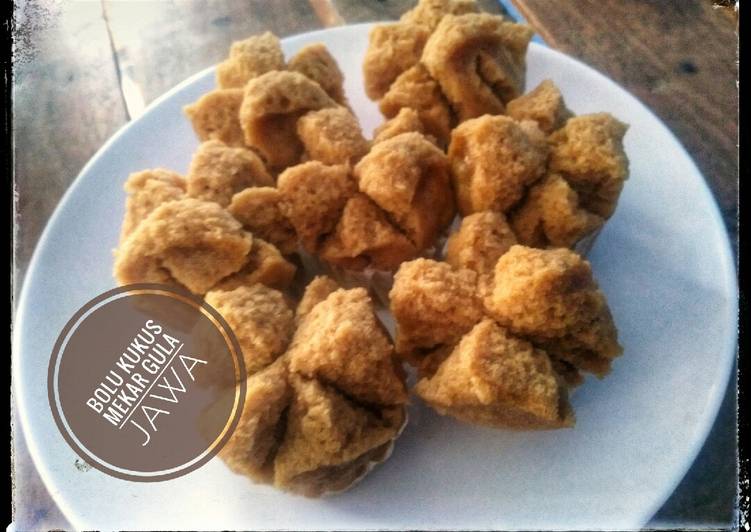 Bolu kukus mekar gula jawa