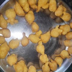 A picture of Besan ke pakore.